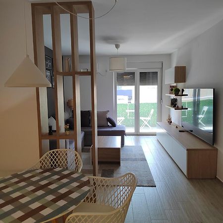 Lovely One Bedroom Apartment Ub エクステリア 写真