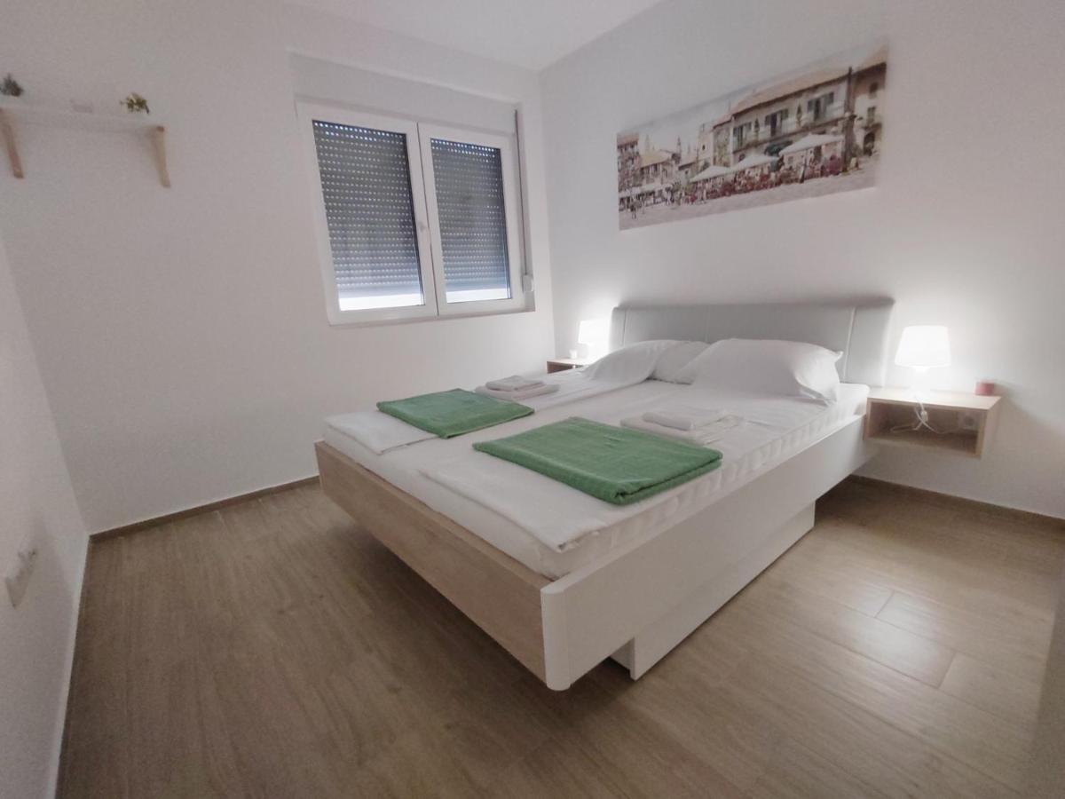 Lovely One Bedroom Apartment Ub エクステリア 写真
