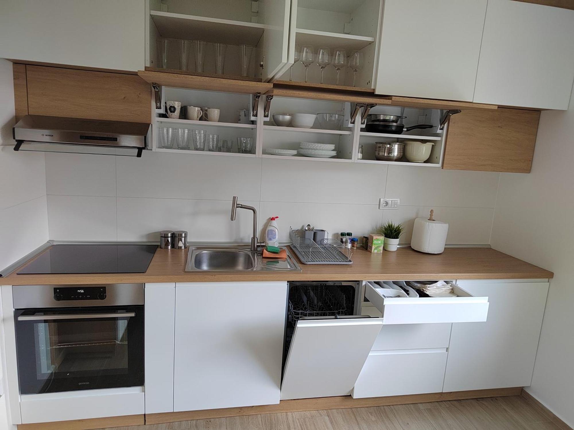 Lovely One Bedroom Apartment Ub エクステリア 写真